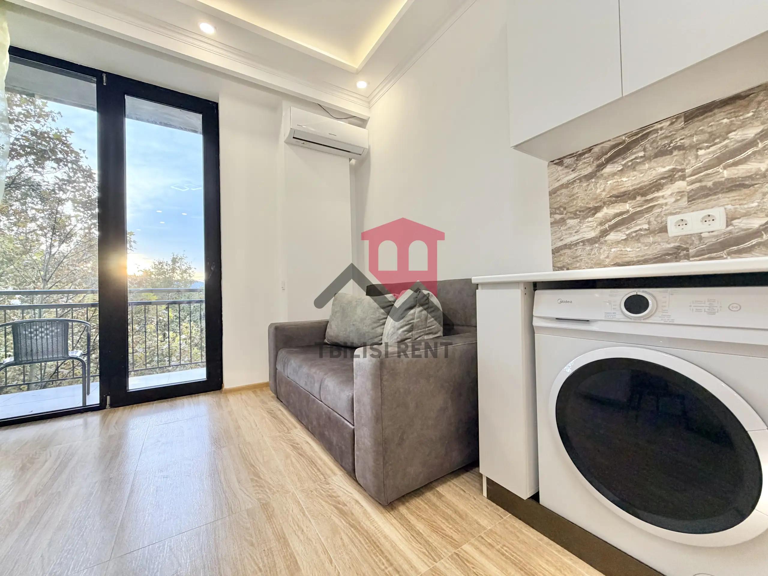 New Apartment Near Vokzalnaya Square Metro photo 1 of 8