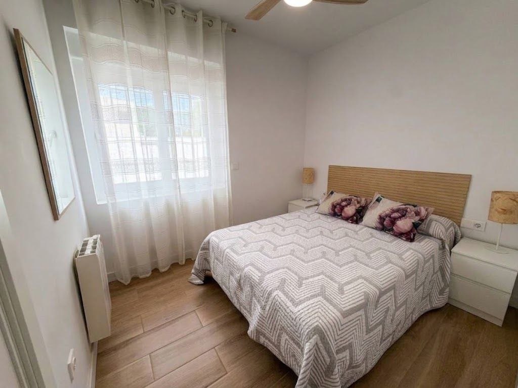 3-Bedroom House with Private Pool in L'Eliana photo 5 of 8