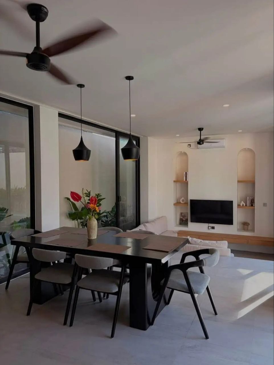 2-Bedroom Villa in Canggu photo 3 of 7