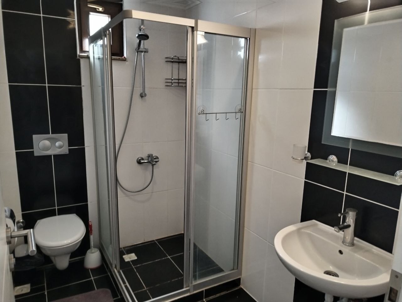 1-Bedroom Apartment for Rent in Gürsu photo 7 of 8