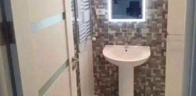 Furnished 2-Bedroom Apartment in Arabkir photo 5 of 6