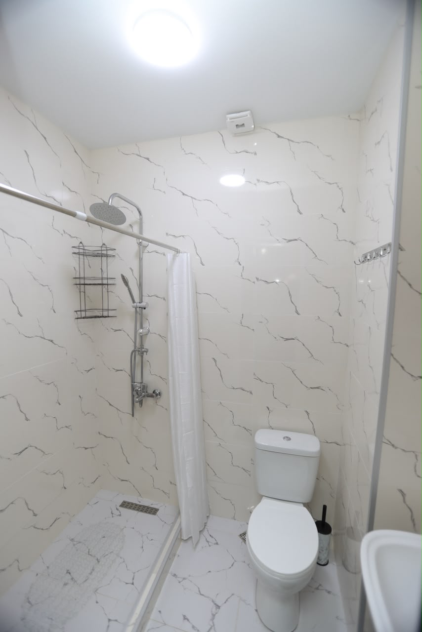 Modern 1-Bedroom Apartment Near Carrefour photo 5 of 8