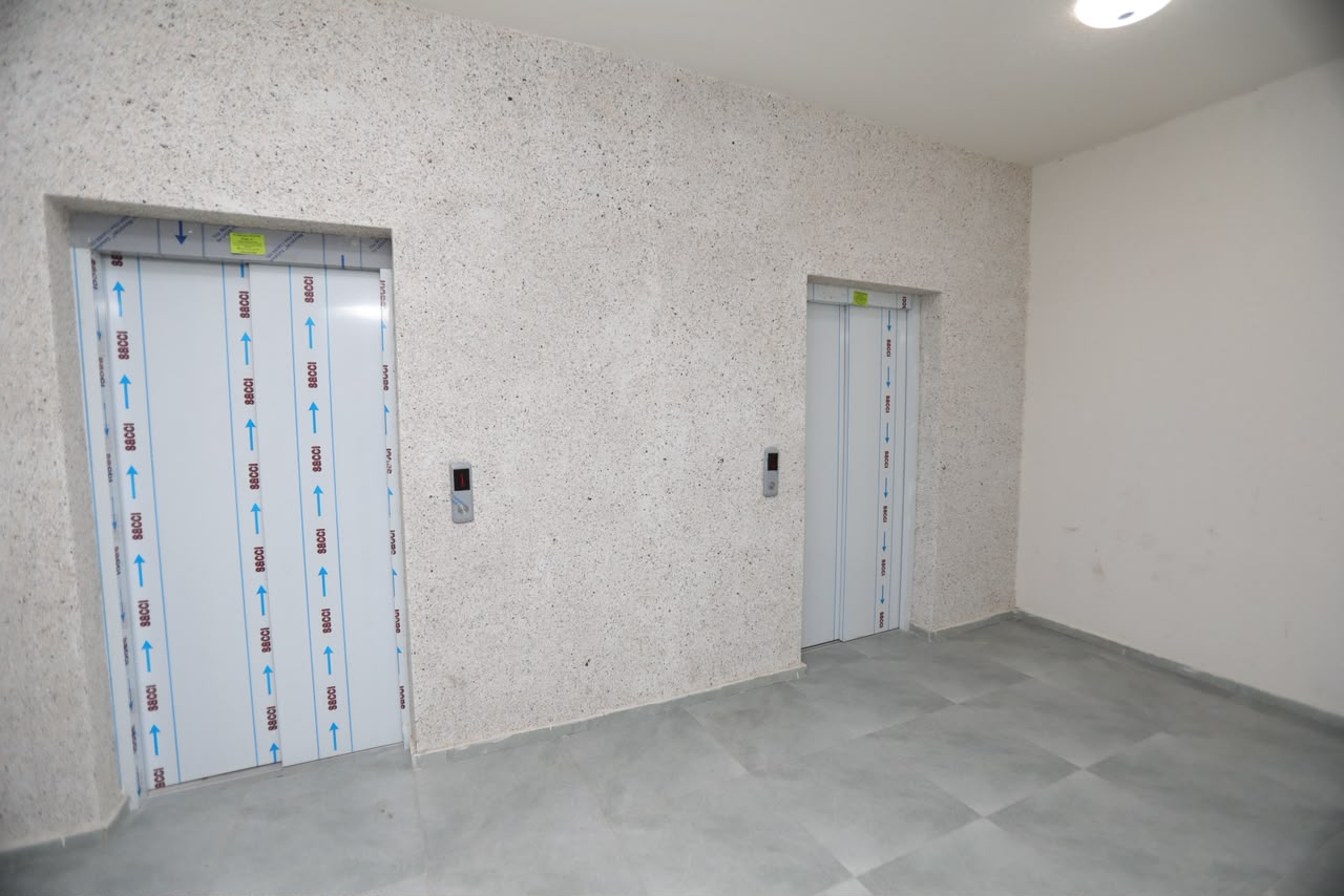 Modern 1-Bedroom Apartment Near Carrefour photo 6 of 8