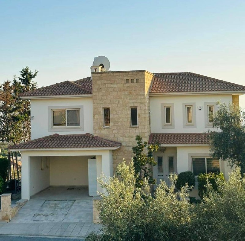 Luxury Villa in Mesa Chorio