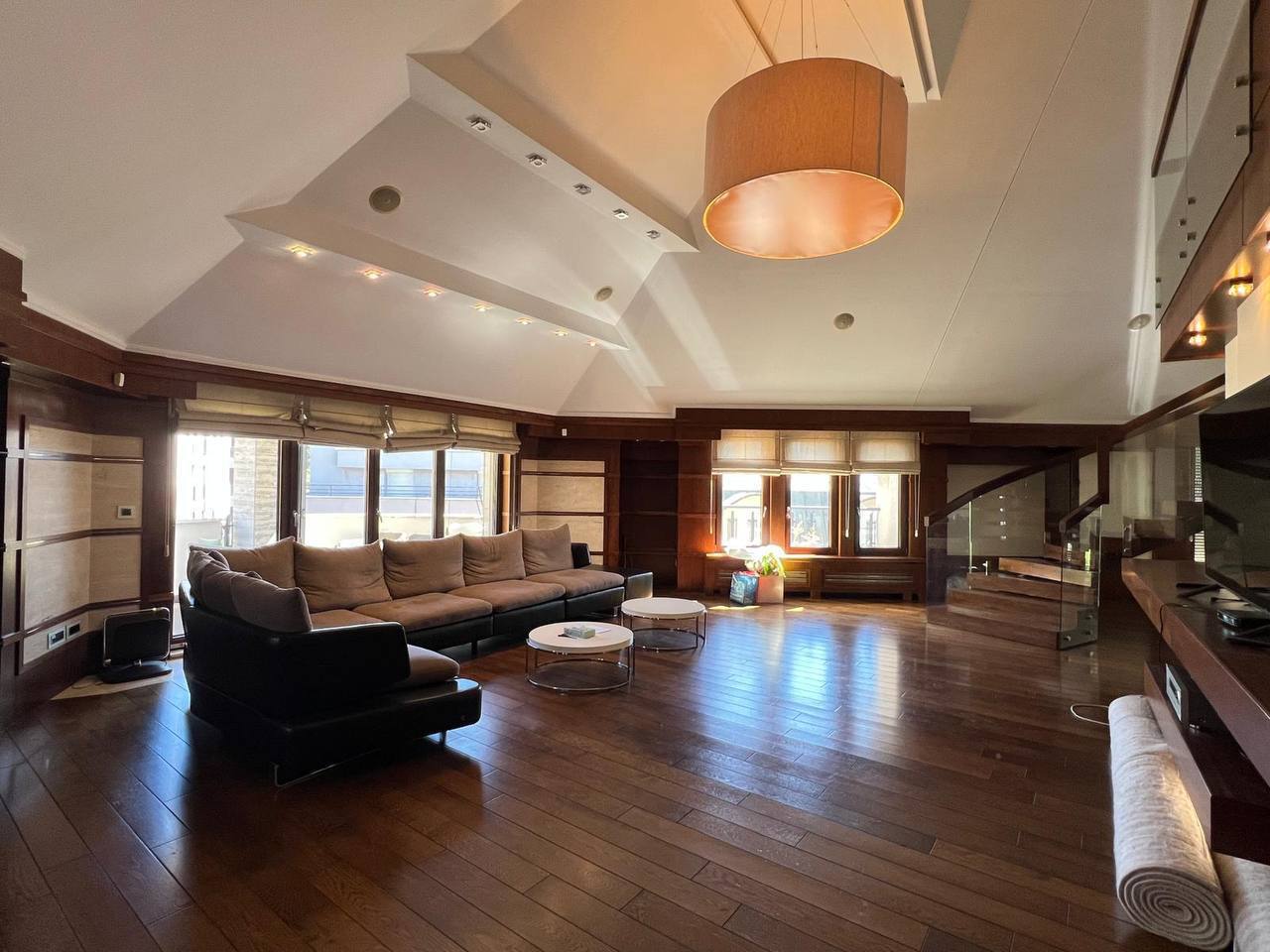 Квартира 272 м² на улице Мутаповой photo 1 of 8