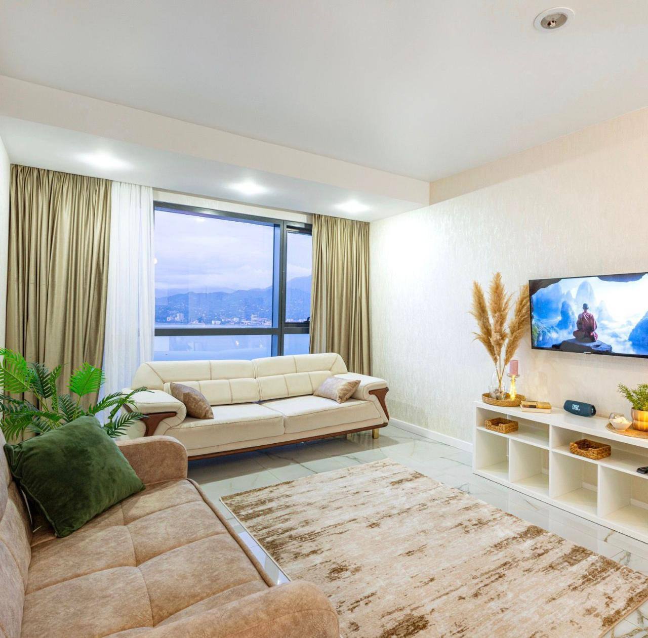 Sea-View Apartment in Porto Tower photo 5 of 8