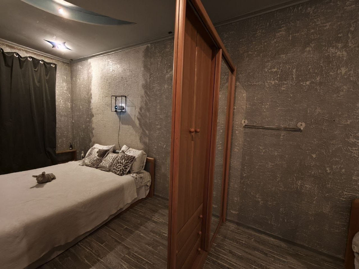 One-Room Apartment in Central Chisinau photo 6 of 8