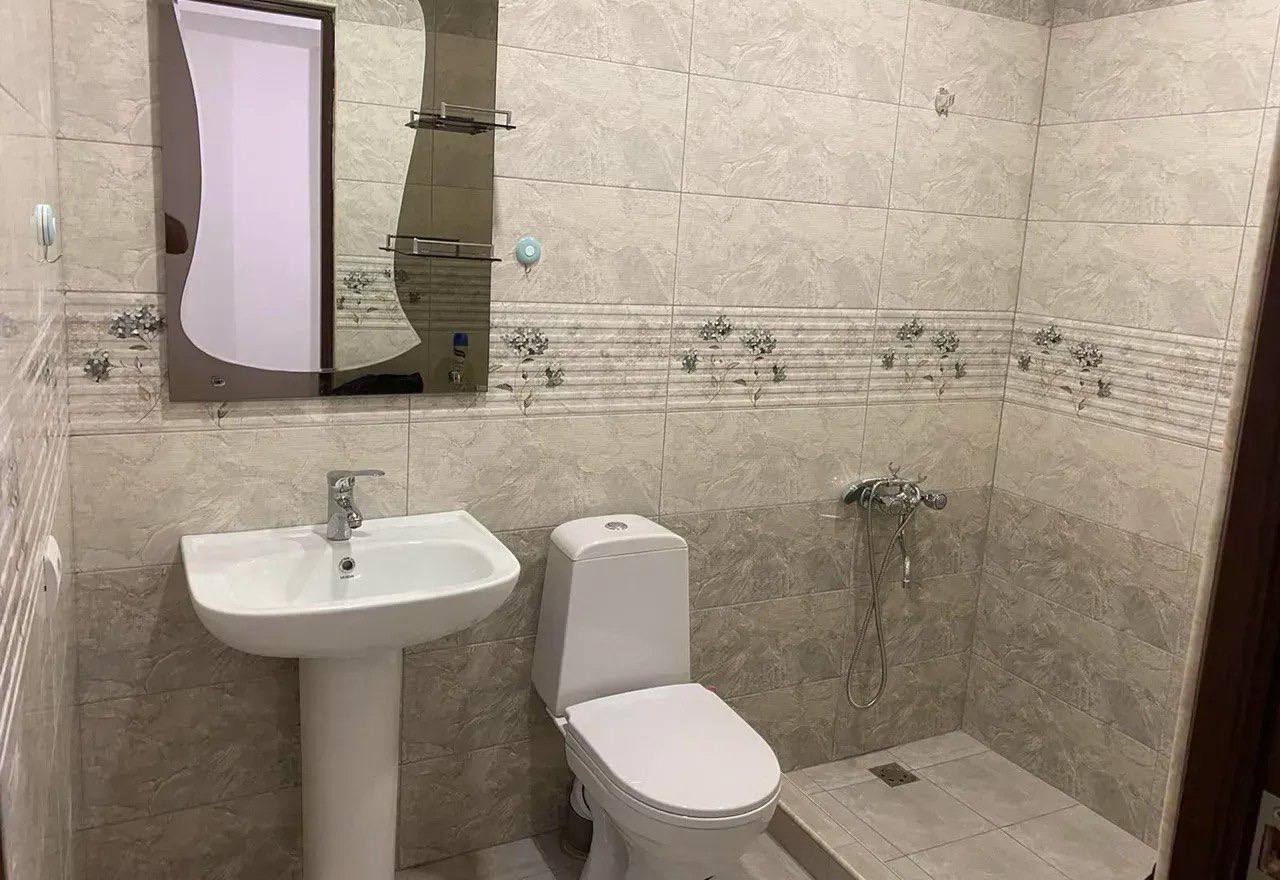 Меблированная 3-комнатная квартира в Канакер-Зейтун photo 8 of 8