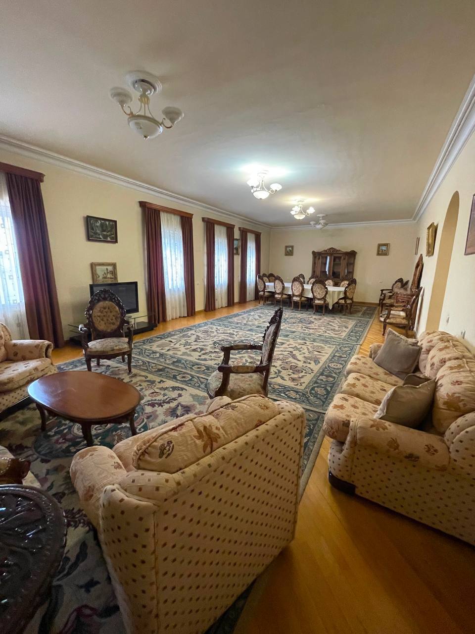 Furnished 8-Room House in Erebuni photo 1 of 8