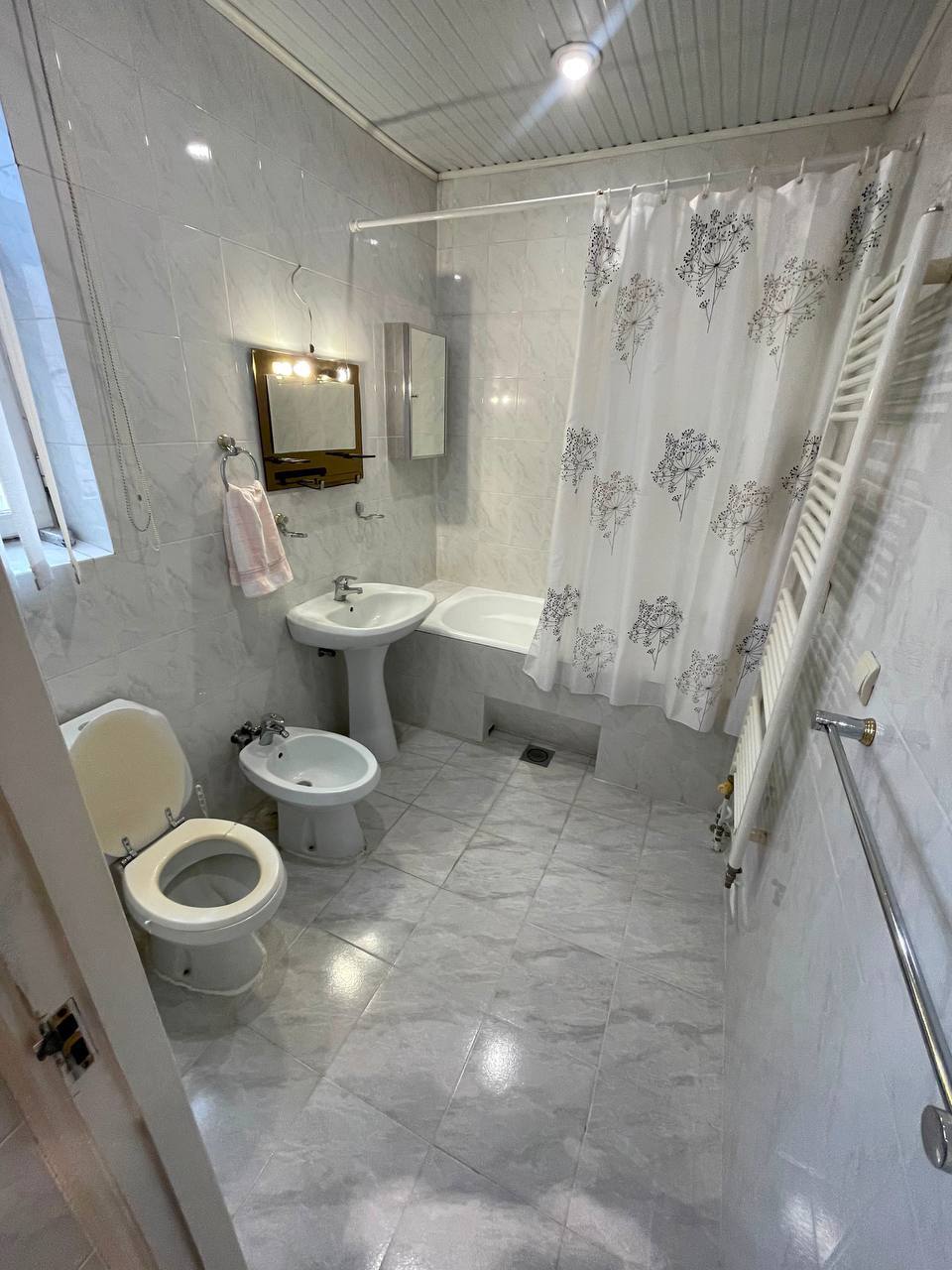 Furnished 8-Room House in Erebuni photo 8 of 8