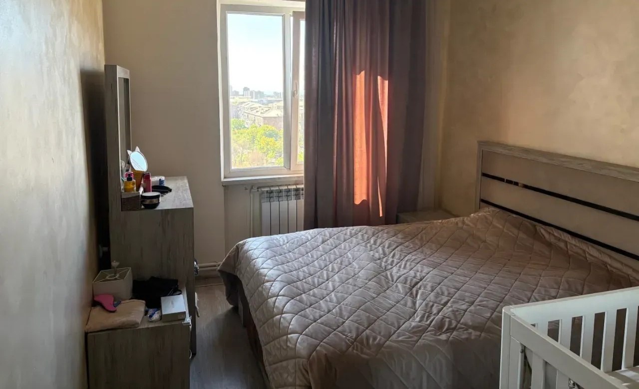 4-комнатная квартира на улице Чехова photo 3 of 8