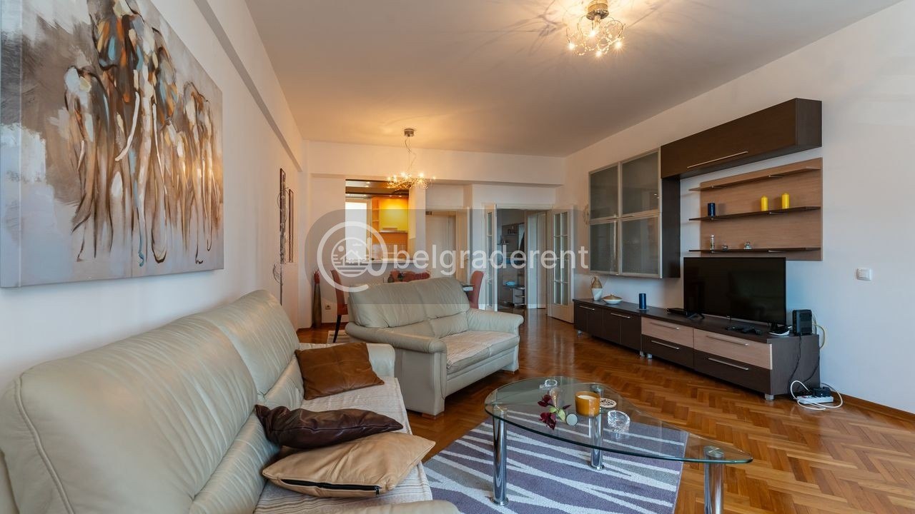 2-Room Apartment in Novi Beograd photo 3 of 8