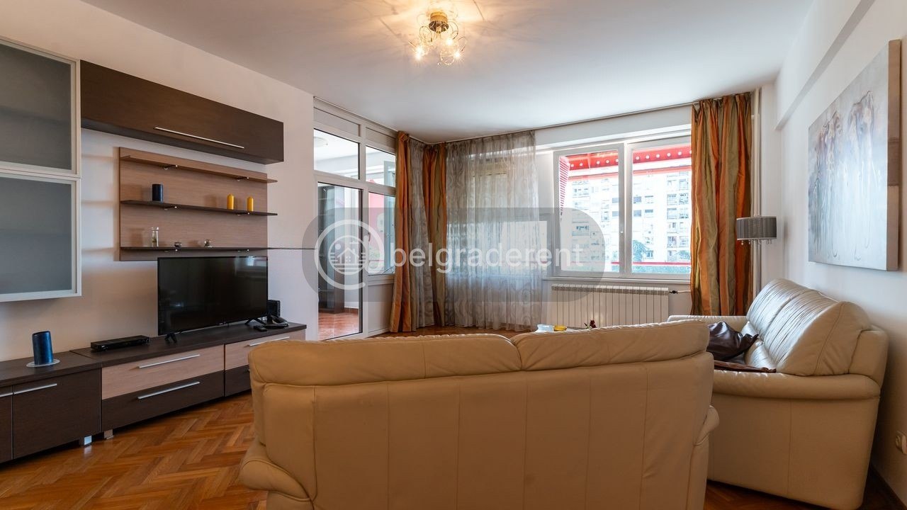 2-Room Apartment in Novi Beograd photo 4 of 8