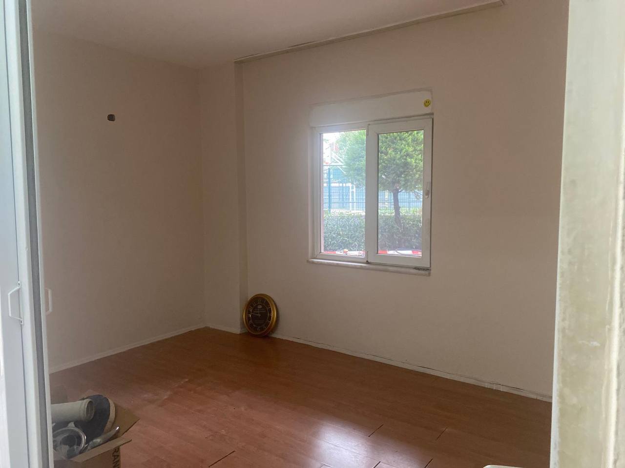 Unfurnished 1-Bedroom Apartment in Liman photo 1 of 5