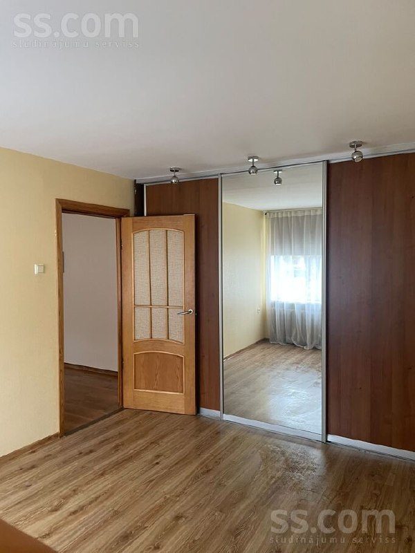 2-комнатная квартира в Зиепниеккалнсе photo 4 of 8