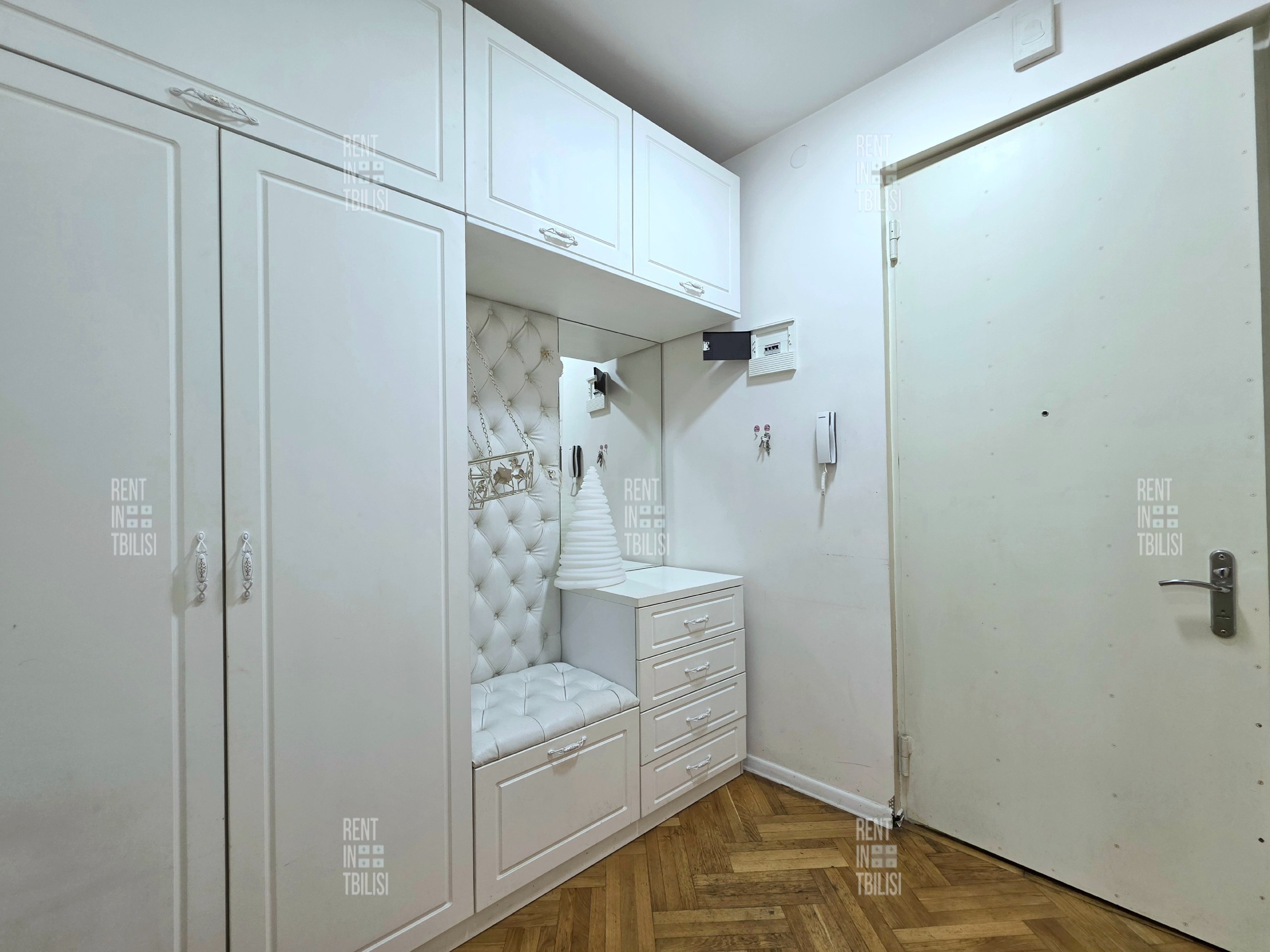 Однокомнатная квартира в аренду в Ваке photo 7 of 8