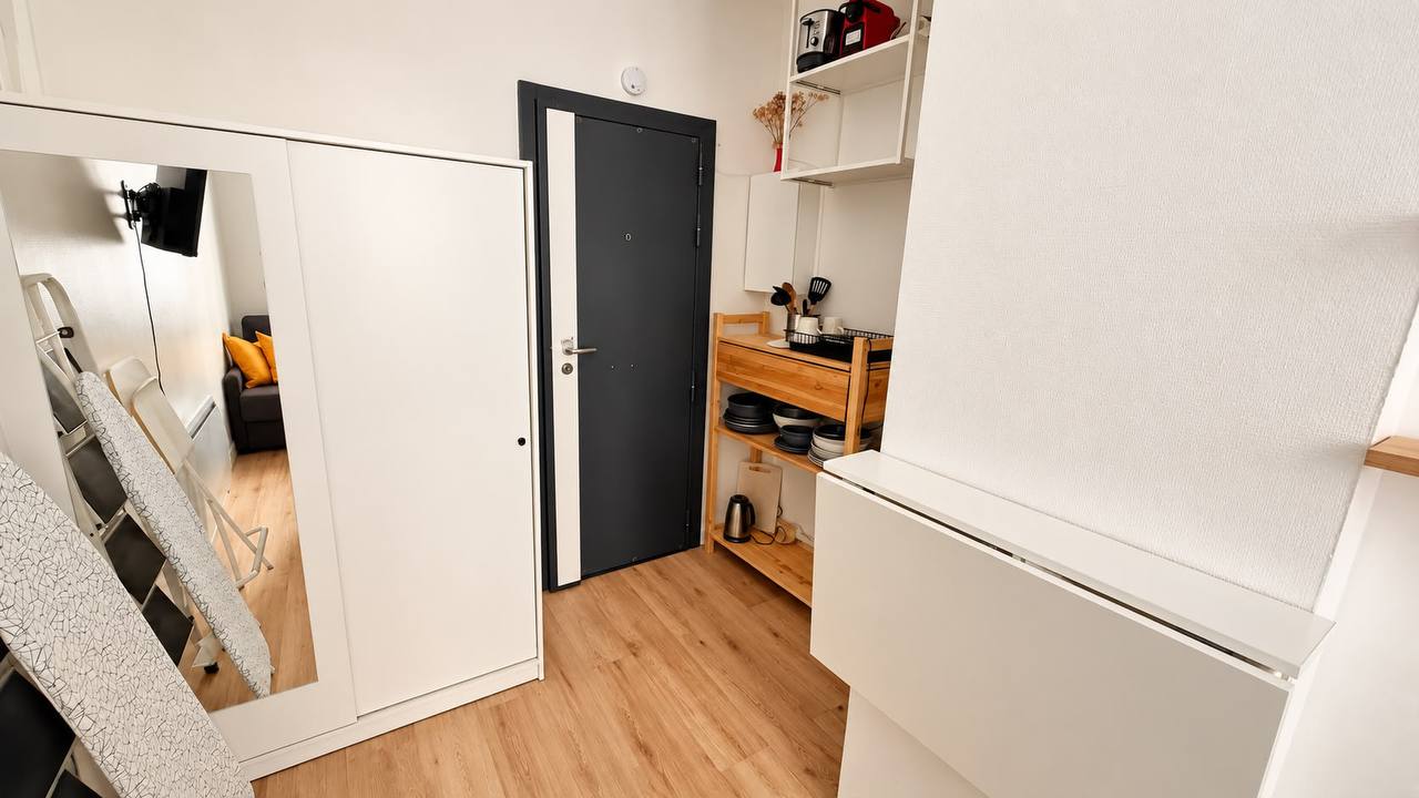 12 m² Studio in Paris 11th photo 2 of 5