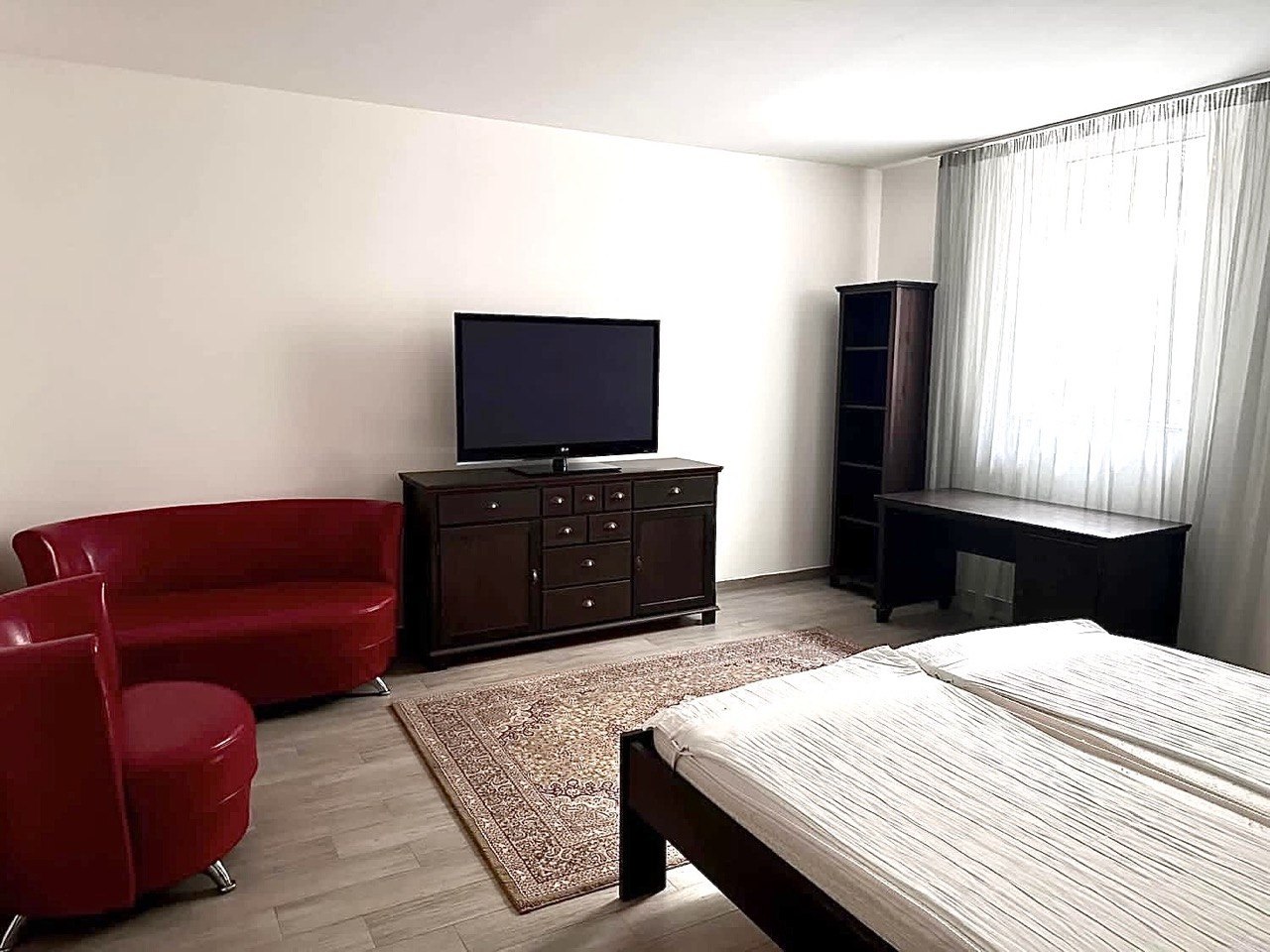 Меблированная квартира 2+kk рядом с метро Боржиславка photo 4 of 8