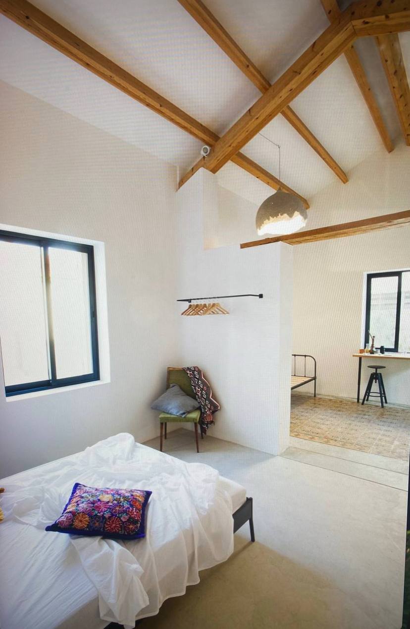 Central Limassol Studio for Rent photo 1 of 4
