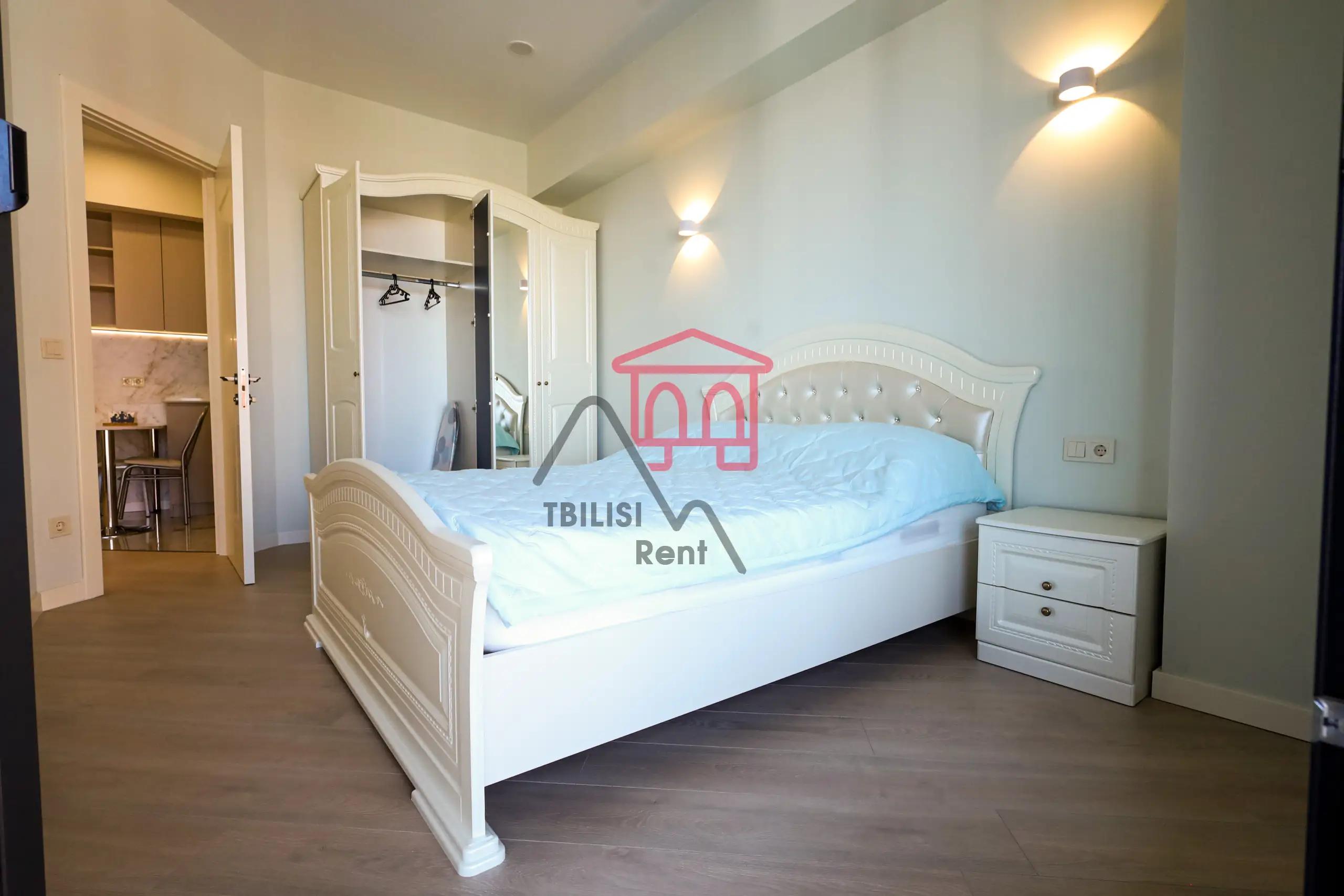 1-Bedroom Apartment in At Home Complex Near Medical University Metro photo 8 of 8