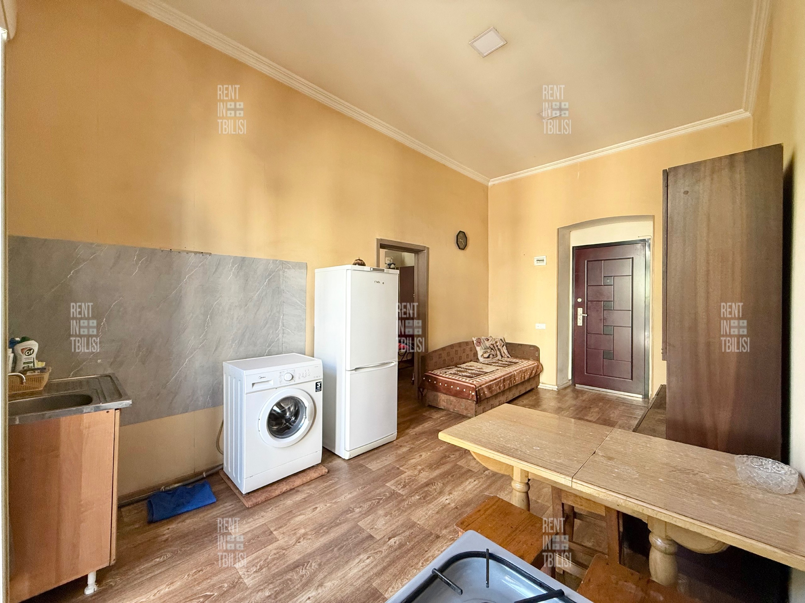 Cozy One-Bedroom Apartment near Station Square photo 3 of 8