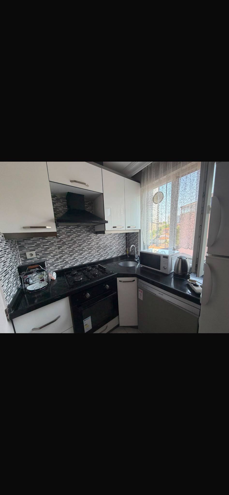 Spacious 2-Bedroom Apartment in Şişli photo 4 of 5