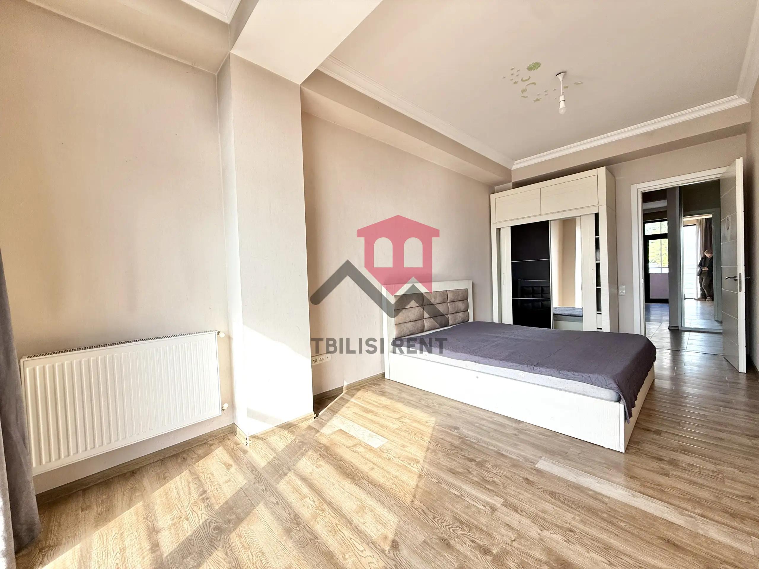 Spacious 2-Bedroom Apartment with Huge Terrace photo 8 of 8