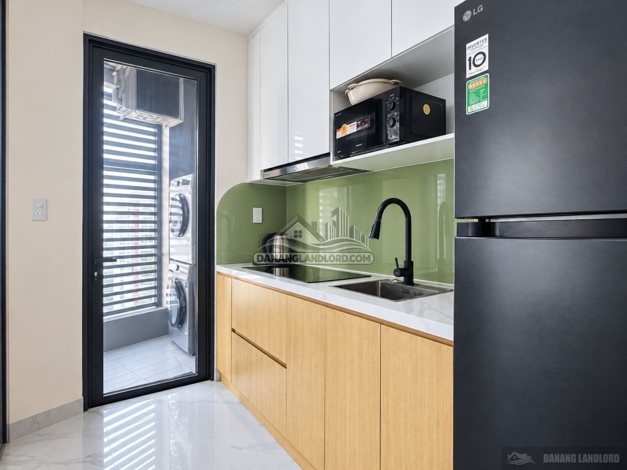 Полностью меблированная студия в Panoma 1 с тренажёрным залом и бассейном photo 4 of 8
