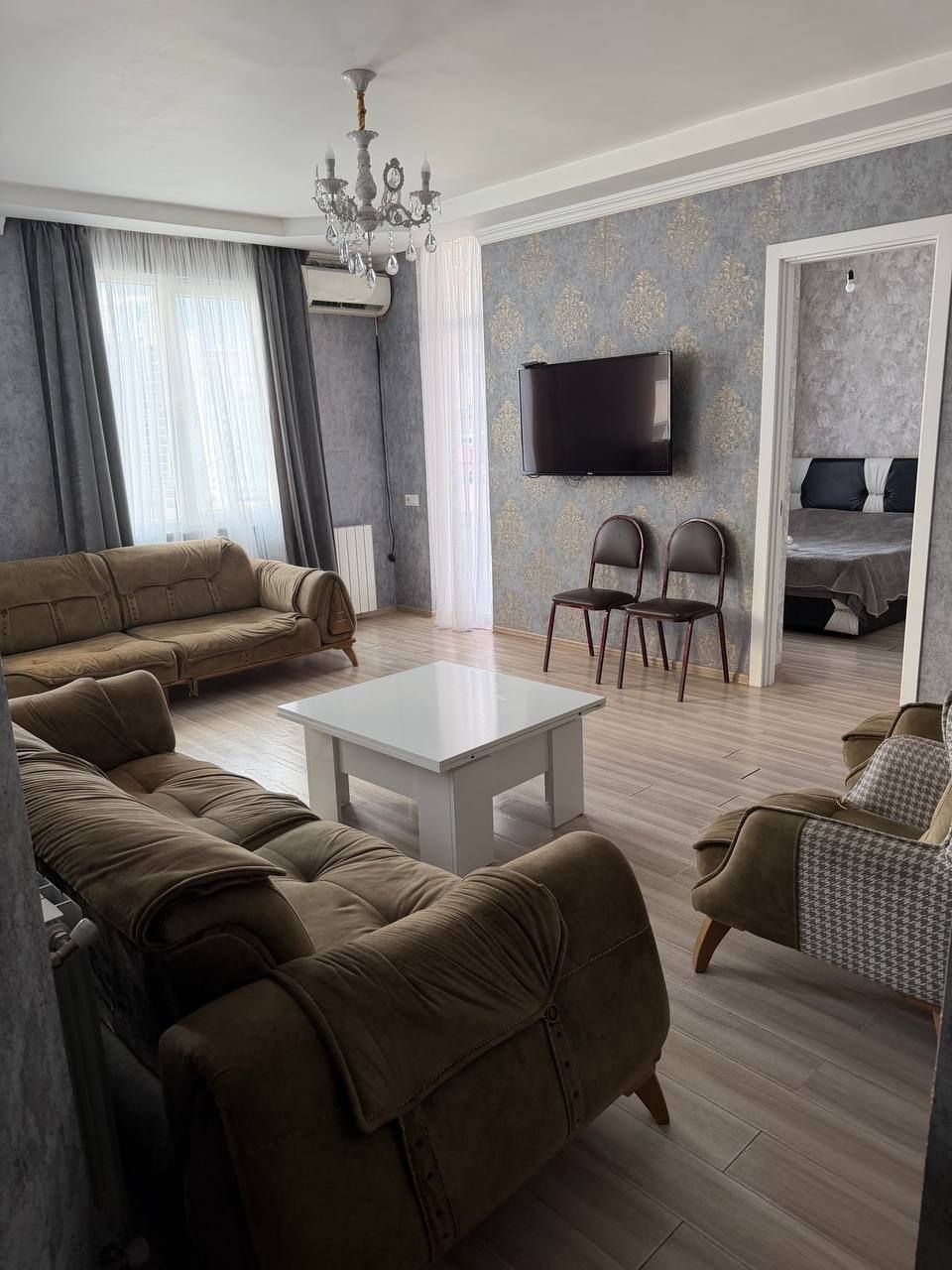 3-Bedroom Apartment on Agmashenebeli Street photo 1 of 6
