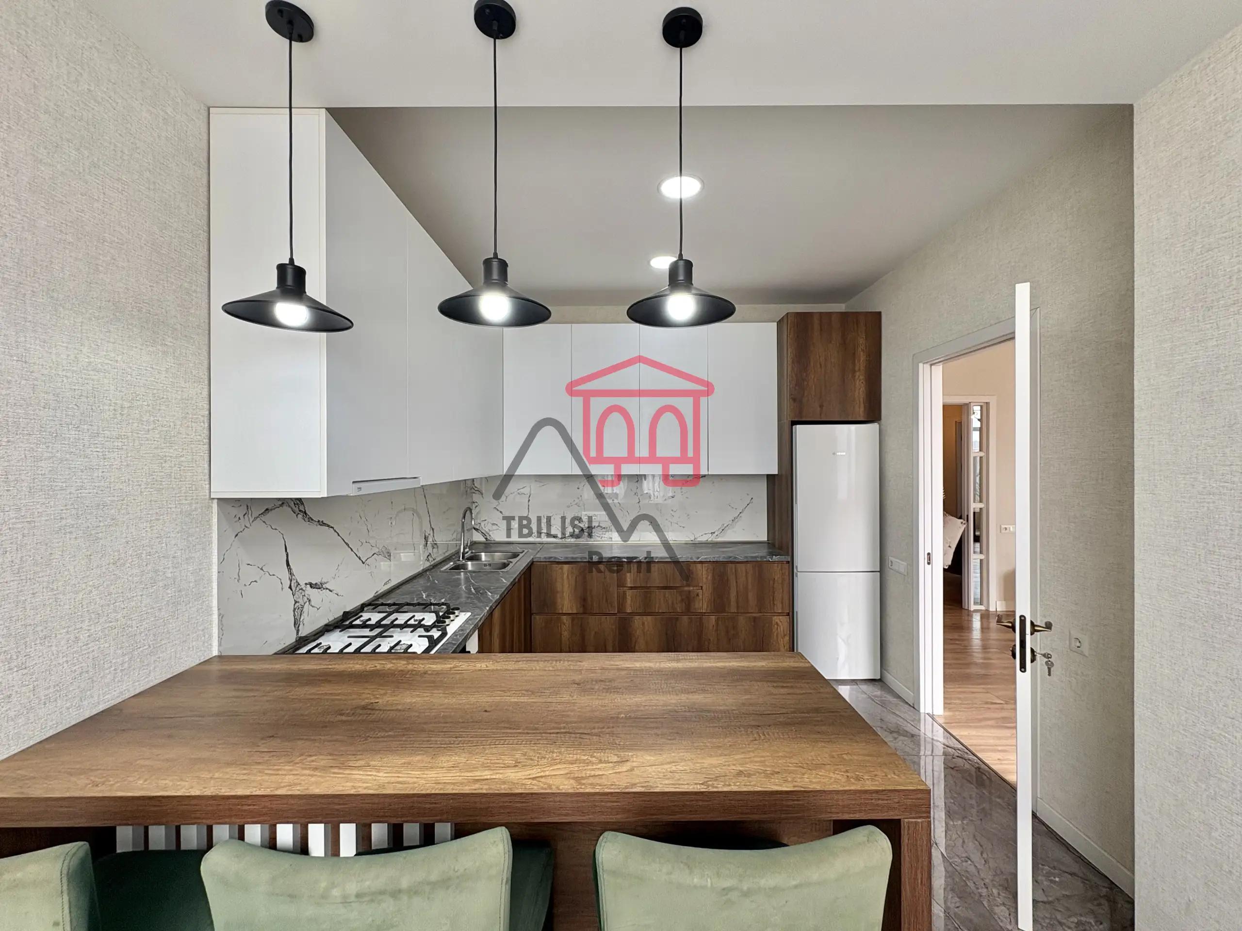 Spacious 3-Bedroom Apartment with Balcony in Digomi photo 3 of 8