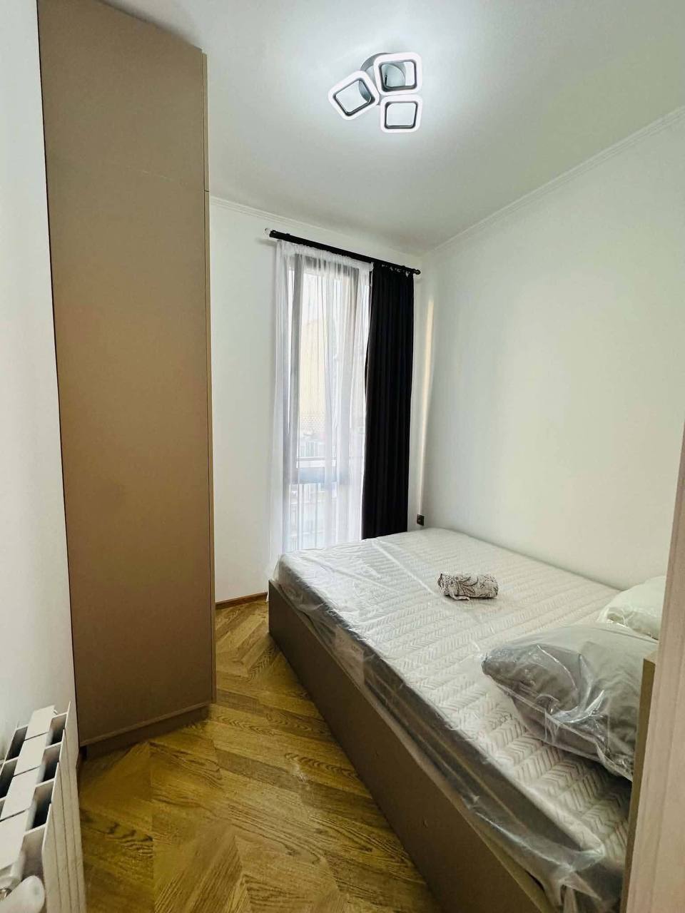 One-Bedroom Apartment in Old Batumi photo 3 of 6