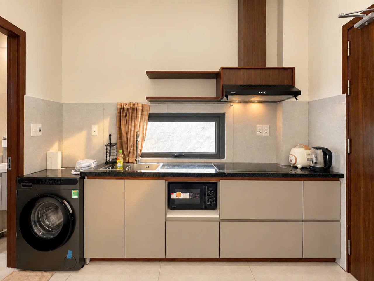 1-Bedroom Apartment for Rent in Ngu Hanh Son photo 3 of 8