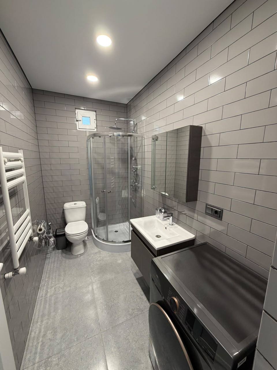 2-Bedroom Apartment for Rent in Batumi photo 5 of 7