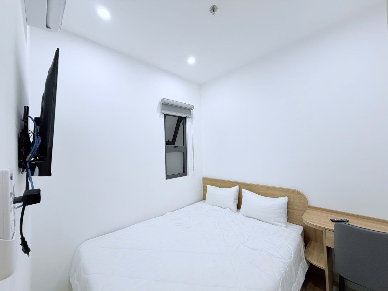2-Bedroom Apartment with Balcony near My Khe Beach photo 6 of 8