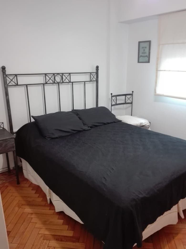 Two-Room Apartment with Balcony in Recoleta photo 1 of 8