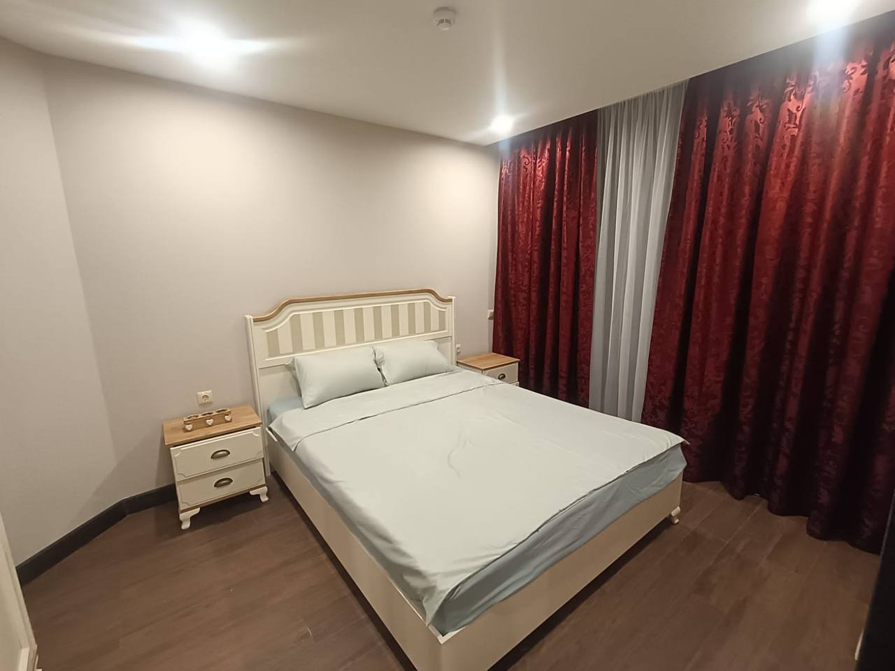 One-Bedroom Apartment for Rent in Batumi photo 1 of 8