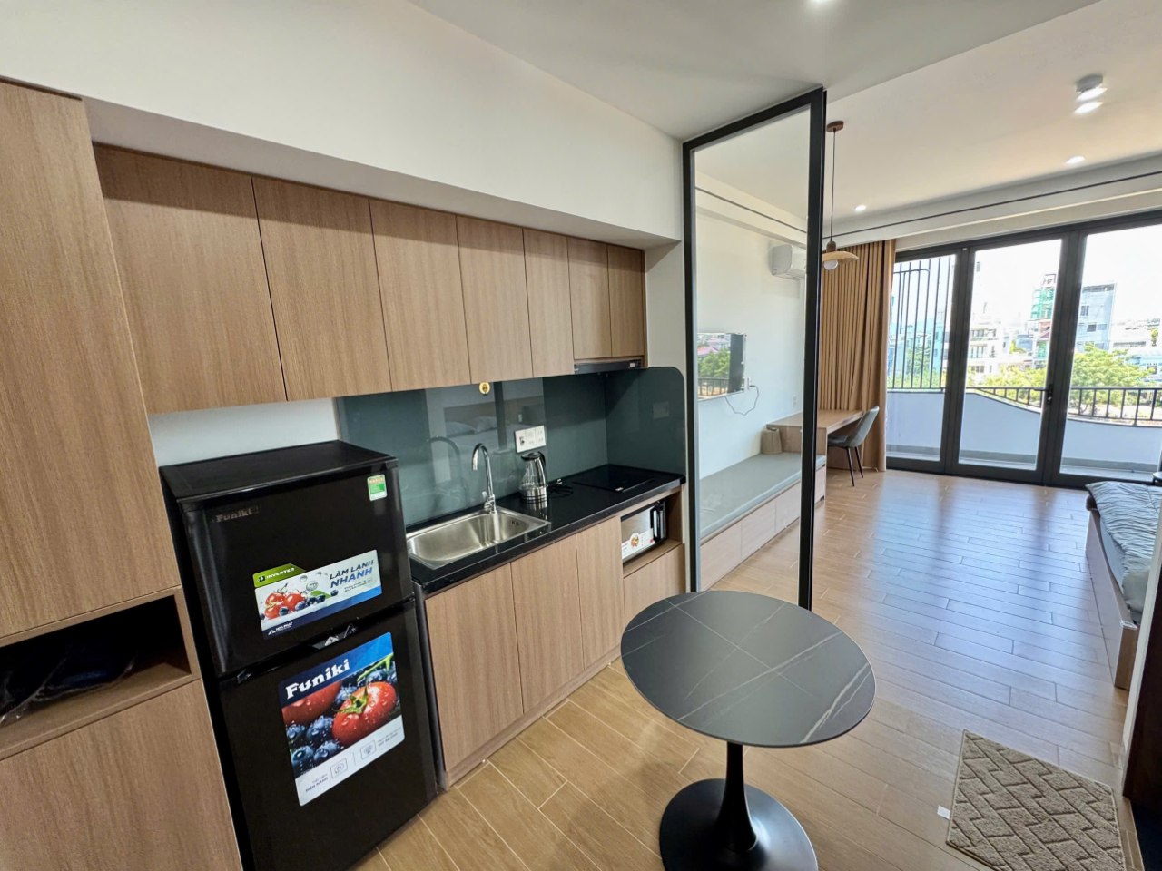 Brand-New Modern Apartment Near My Khe Beach photo 2 of 4