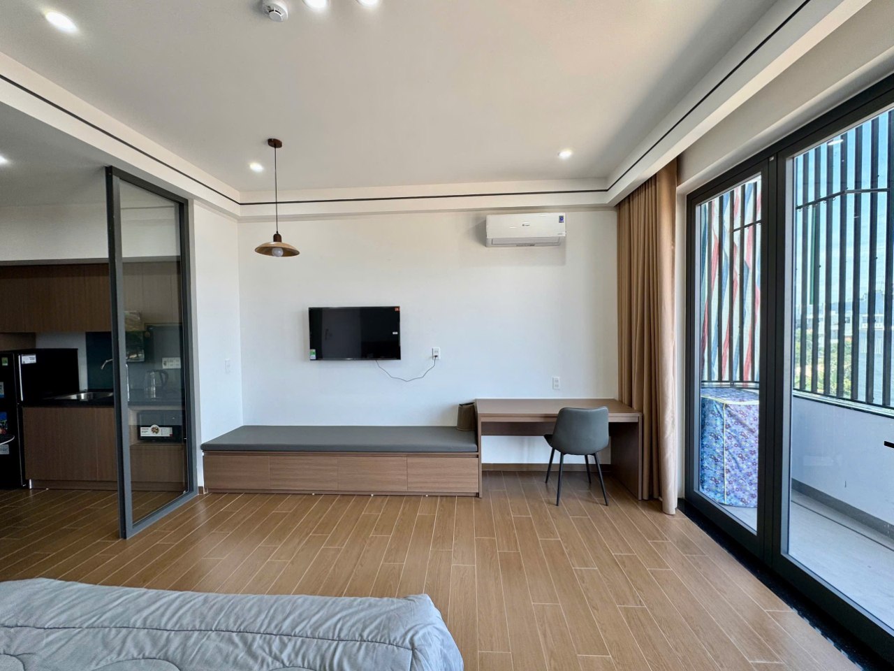 Brand-New Modern Apartment Near My Khe Beach photo 4 of 4