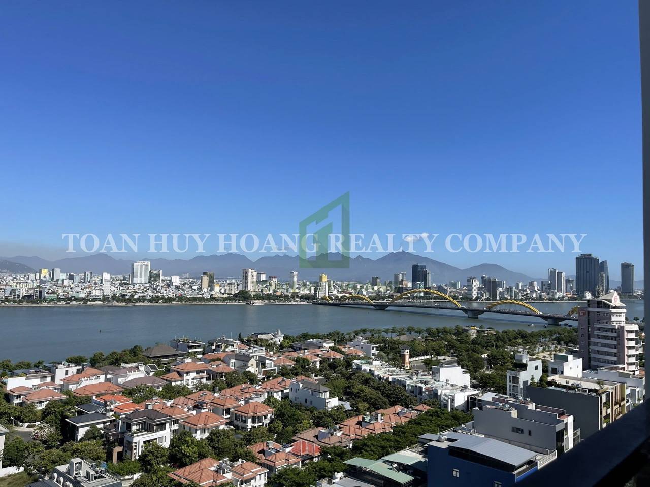 3BR Monarchy Apartment with Beautiful View photo 8 of 8