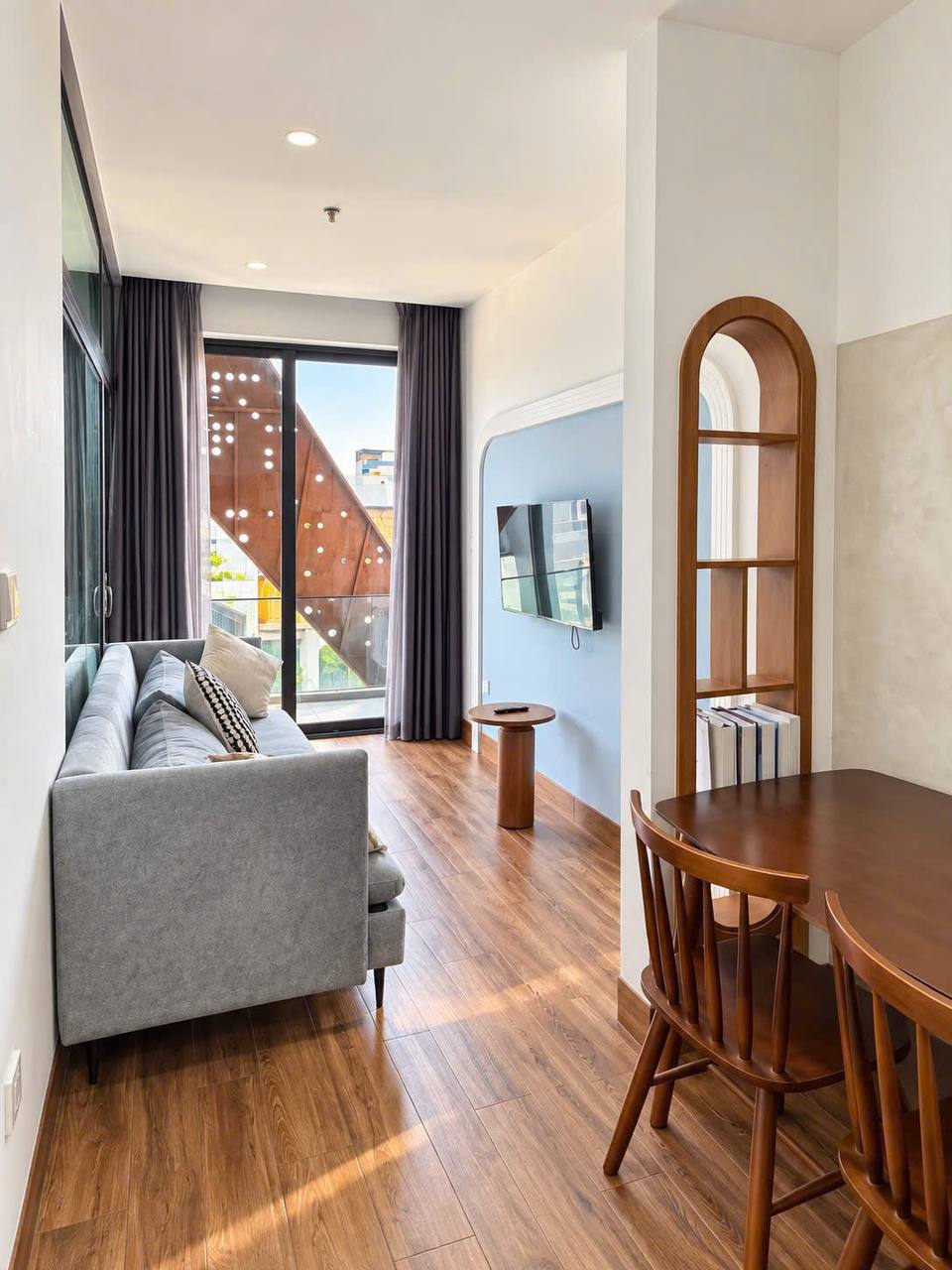 2-Bedroom Apartment in Khue My photo 3 of 8