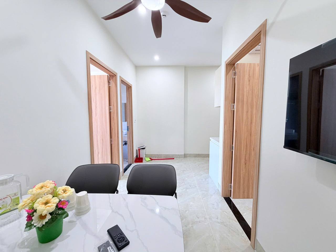 2-Bedroom Apartment in Son Tra photo 2 of 8