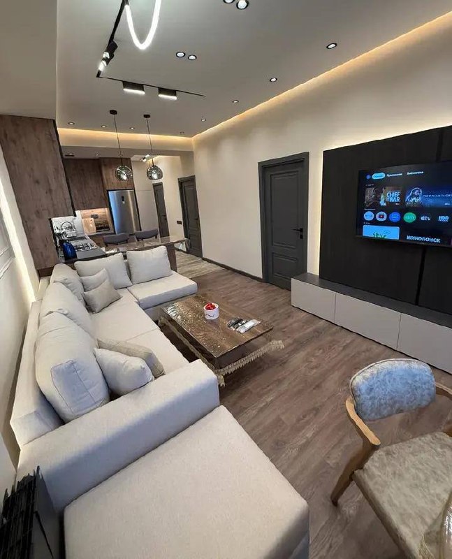 Three-Bedroom Apartment in Arabkir photo 1 of 8
