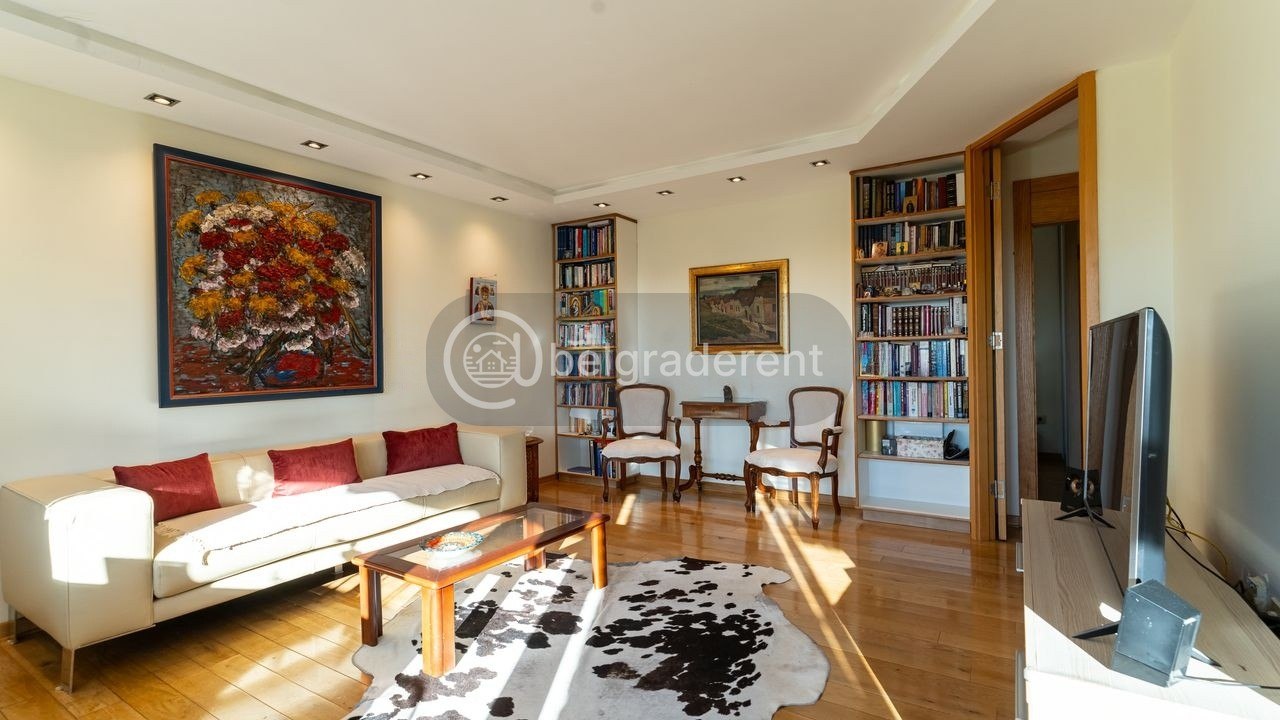 2-Bedroom Apartment in Banovo Brdo photo 2 of 8