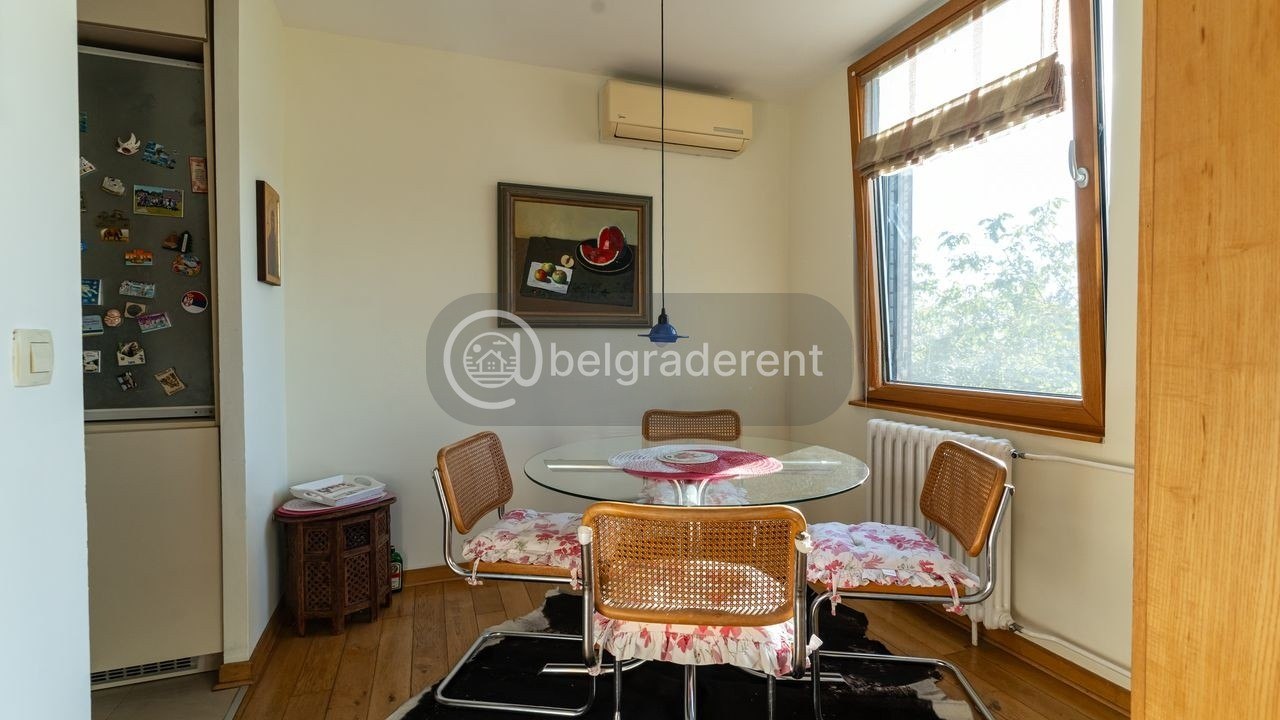 2-Bedroom Apartment in Banovo Brdo photo 4 of 8