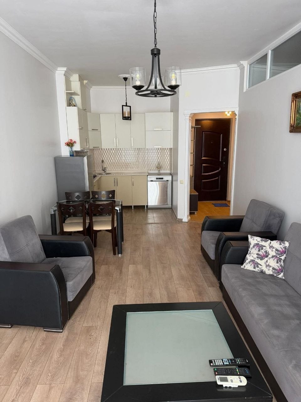 Two-Bedroom Apartment with Sea View in Real Palace photo 2 of 8