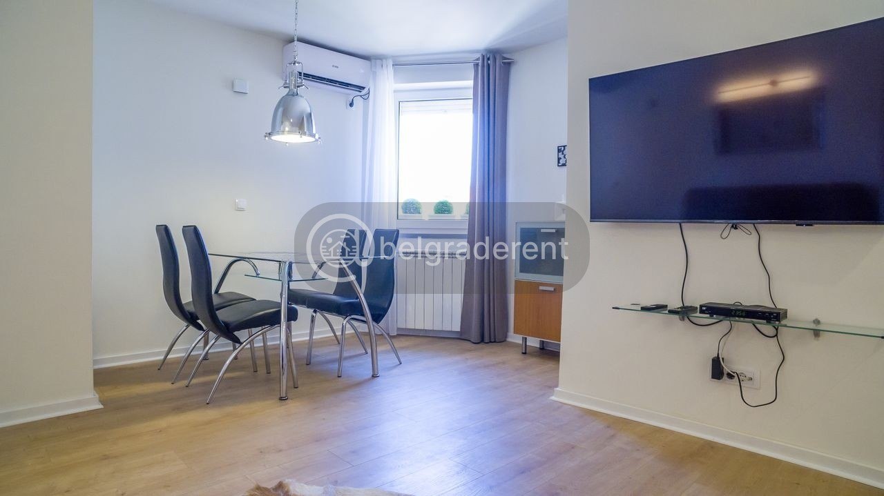 Two-Room Apartment in Stari Grad photo 2 of 8