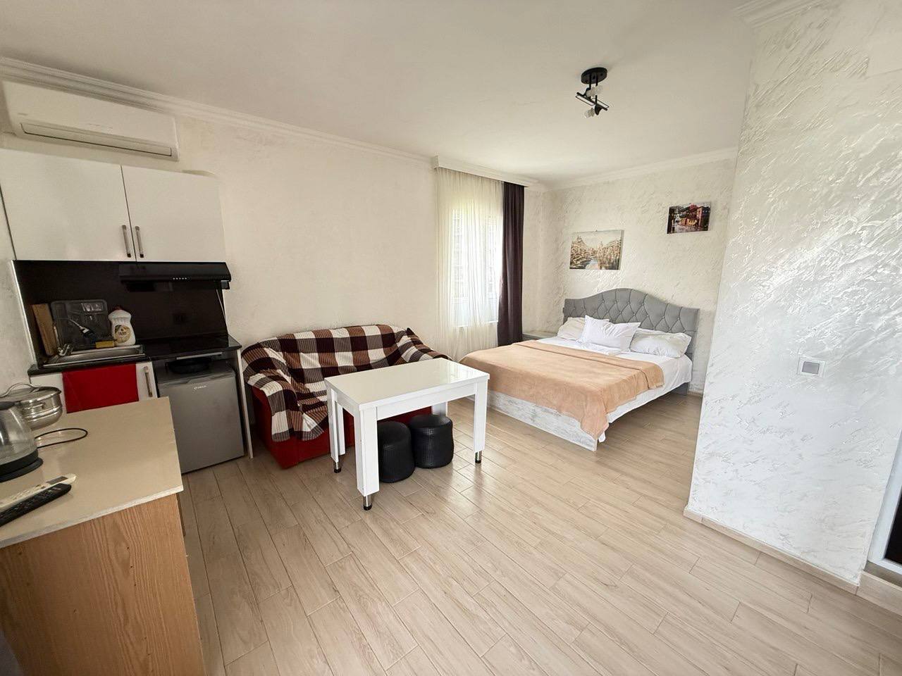 Studio for Rent near Metro City photo 2 of 8