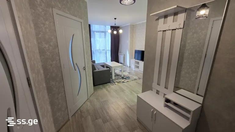 1-Bedroom Apartment for Rent in Batumi photo 5 of 8