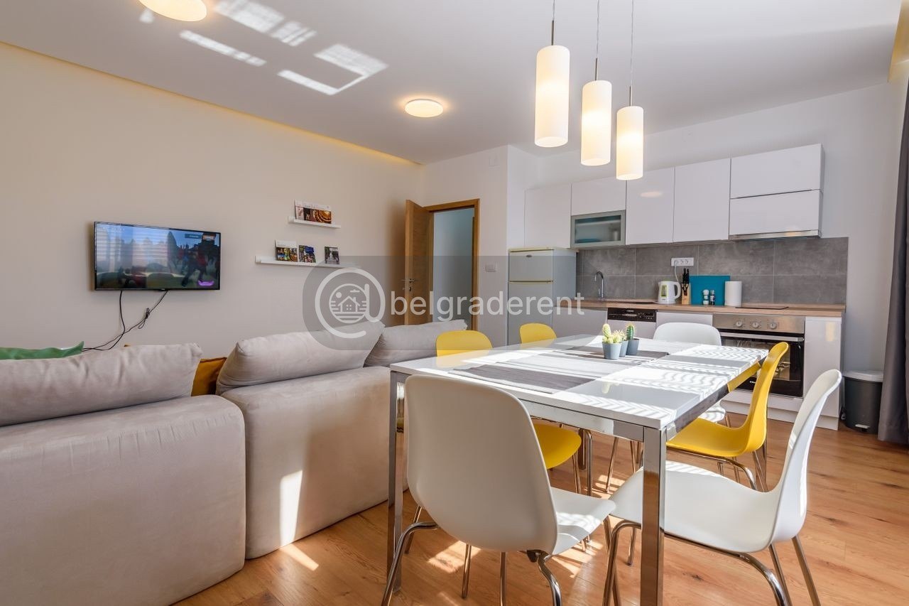 Two-Bedroom Apartment in Stari Grad photo 2 of 8