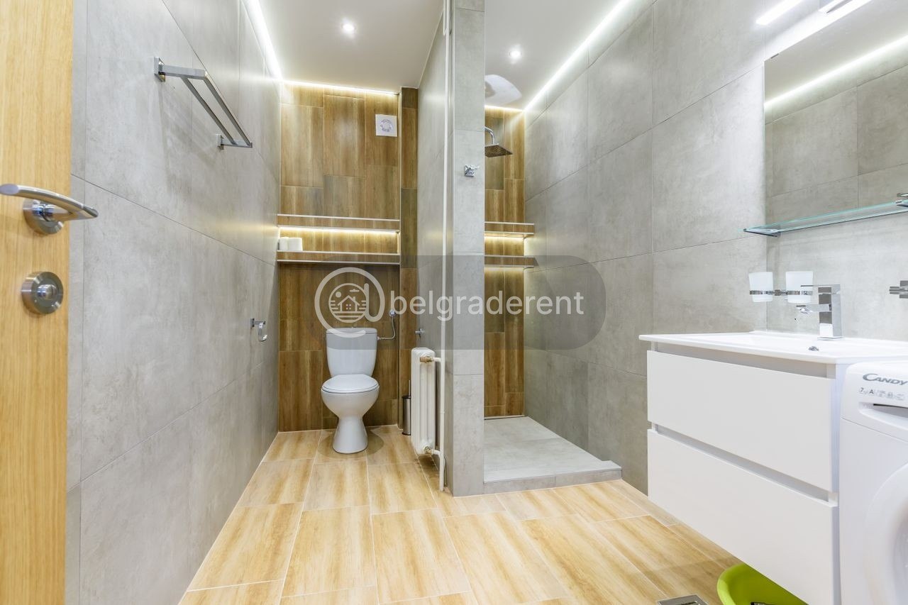 Two-Bedroom Apartment in Stari Grad photo 6 of 8